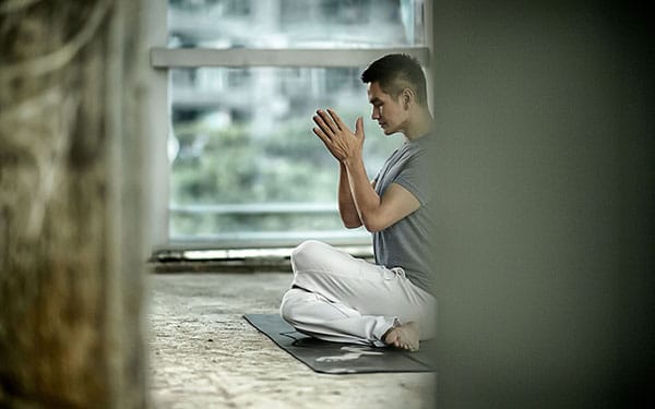 Online Yoga Mindfulness - TINT Yoga Magazine