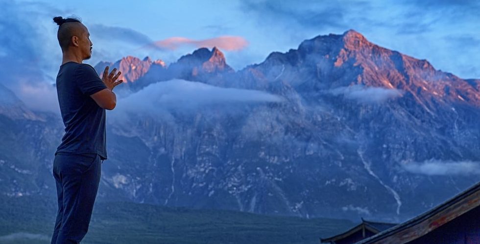 6 Yoga-Standhaltungen für mehr Erdung - TINT Yoga